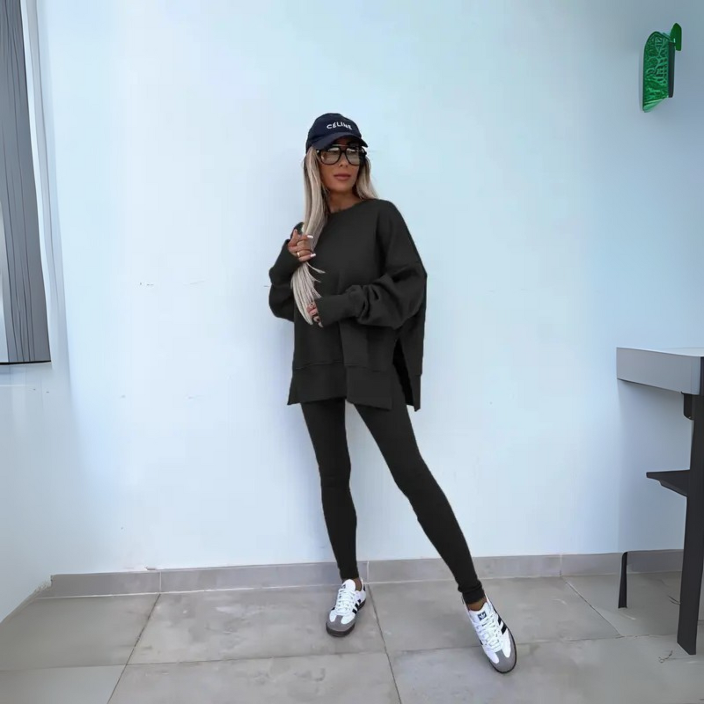 ELARA – RELAXTE SWEATSHIRT & LEGGINGS SET