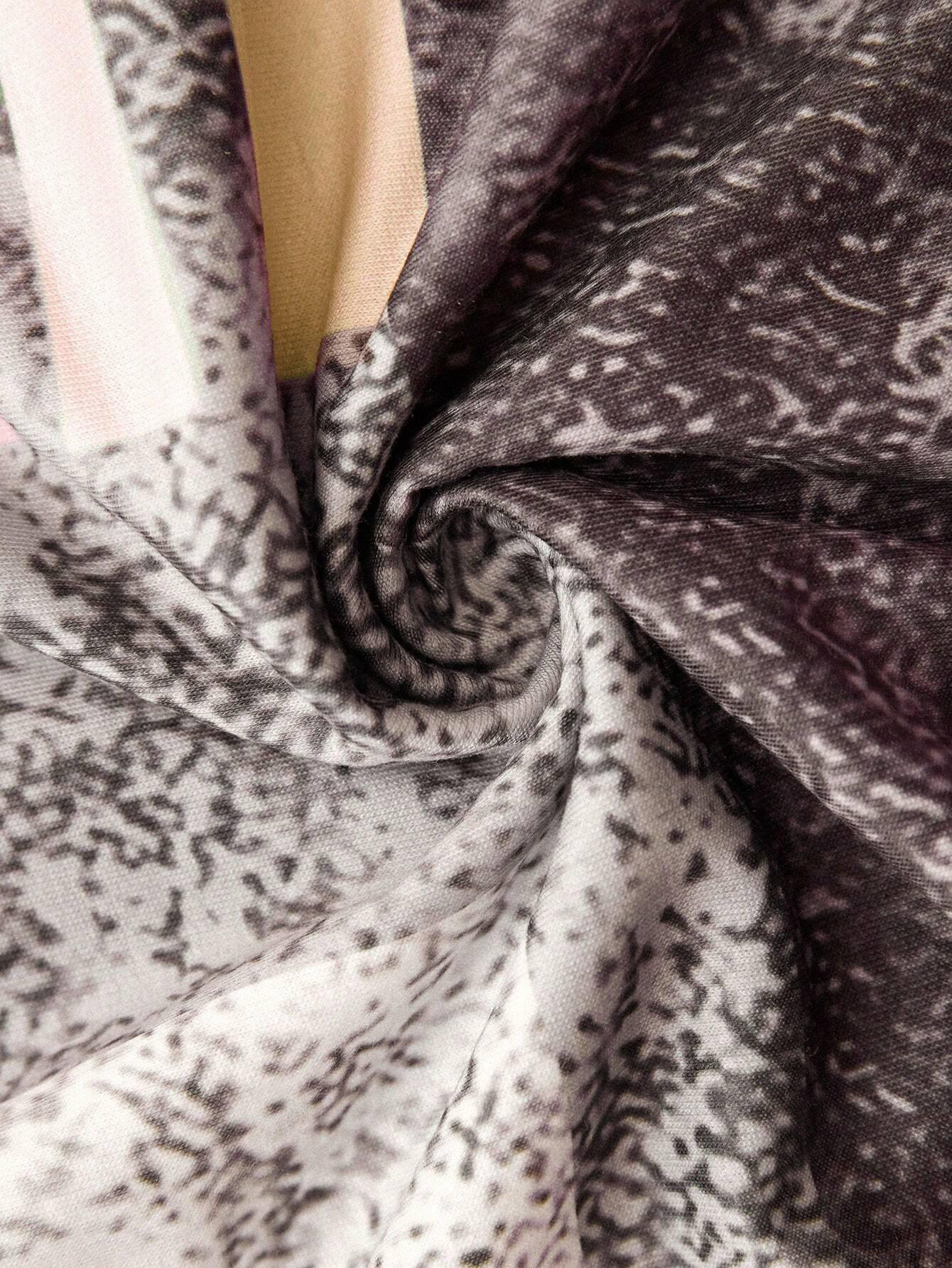 SANDRA – MODERNE ZIP-UP BLOUSE