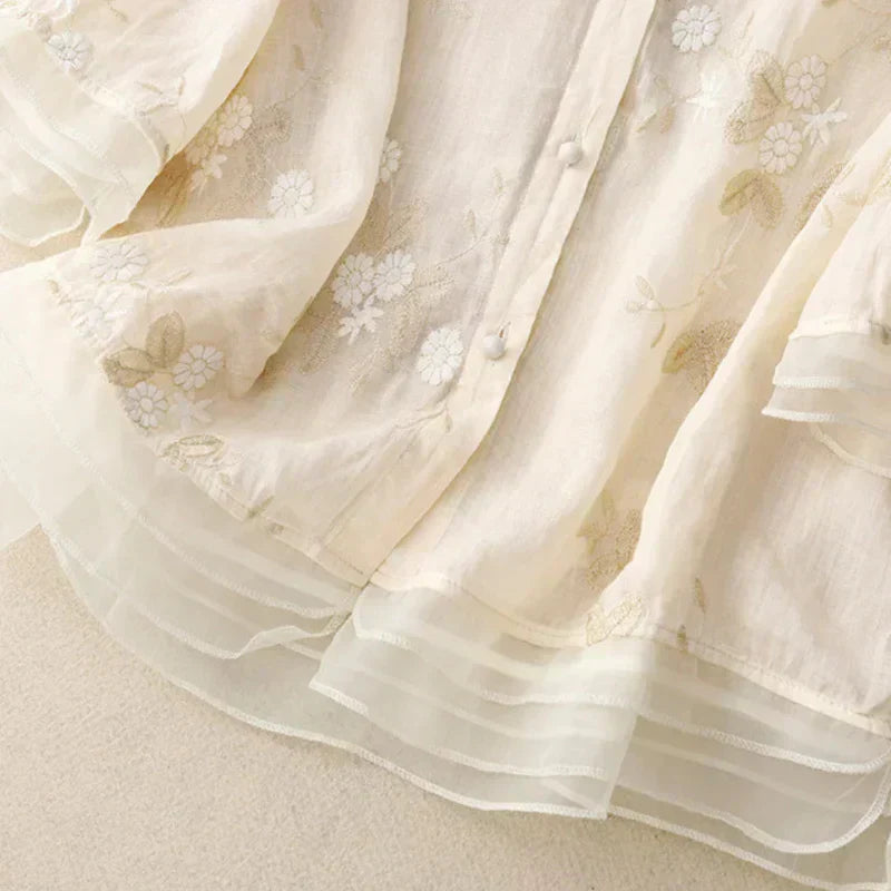 Nadine™ | Geborduurde Blouse