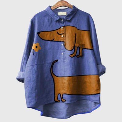 SOFIA – SPEELSE HONDENPRINT BLOUSE