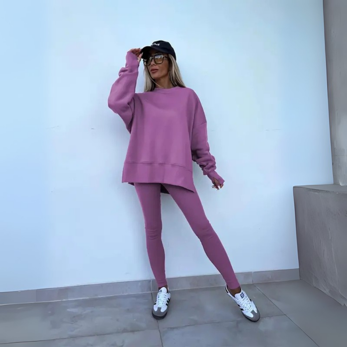 ELARA – RELAXTE SWEATSHIRT & LEGGINGS SET