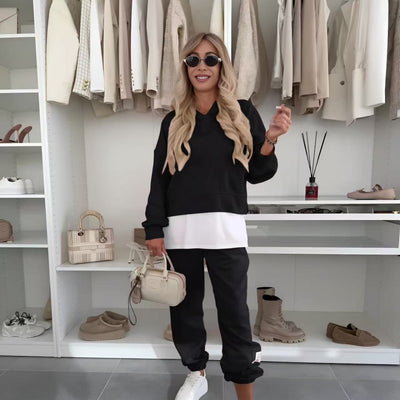 BEATRICE – RELAXTE JOGGINGSET MET CAPUCHON