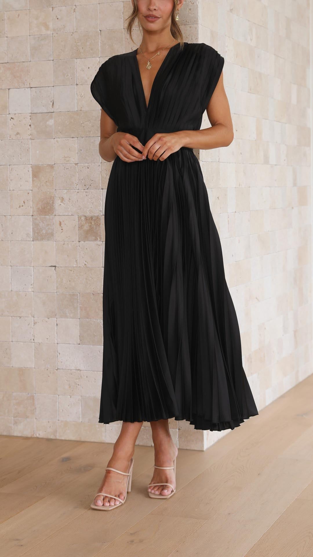 CHARLENE - ELEGANTE GEPLOOIDE MAXI-JURK