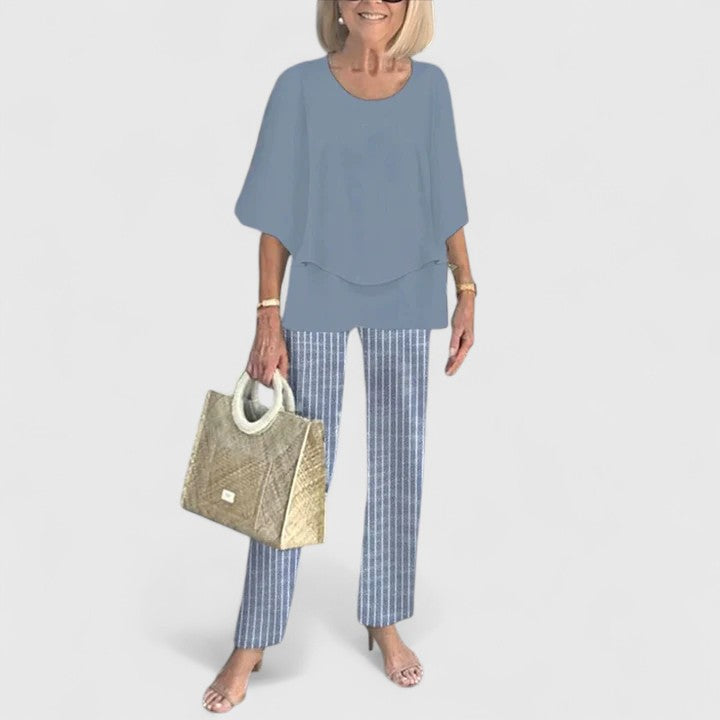 MIREILLE – LUCHTIGE LAAGJES BLOUSE