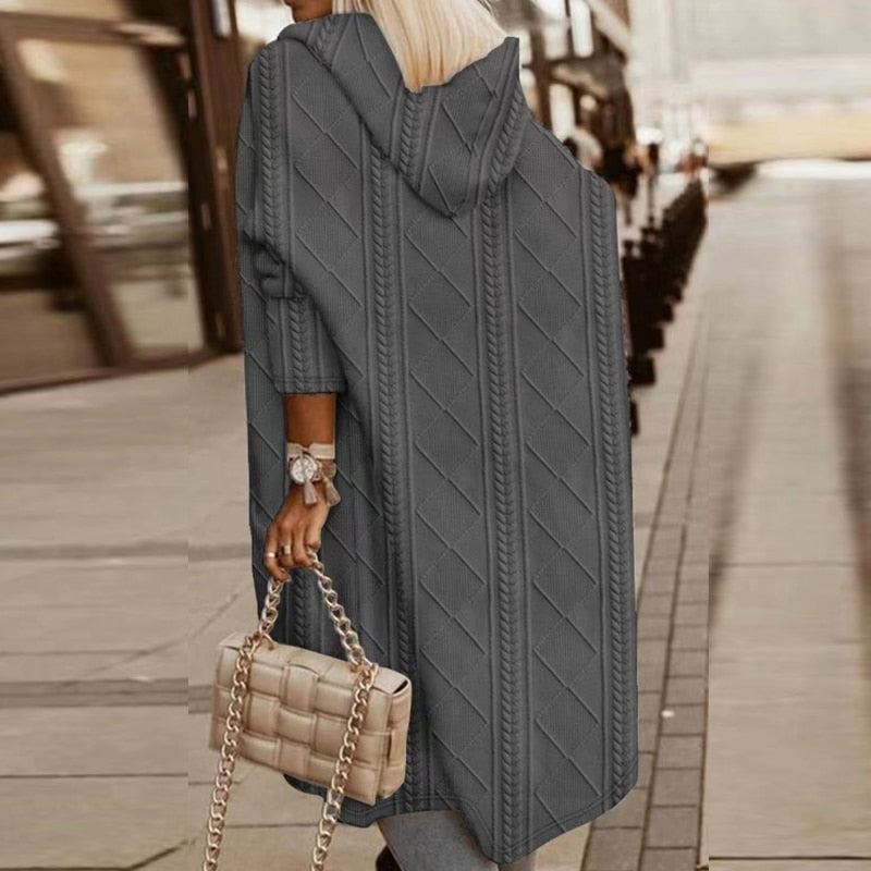 BELLE – LUXE LANGE GEBREIDE CARDIGAN MET CAPUCHON